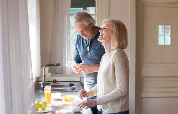 Happy-loving-senior-couple-having-fun-preparing-healthy-food----------How-To-Increase-Focus,-Energy,-and-Performance-----------plantify your diet_body