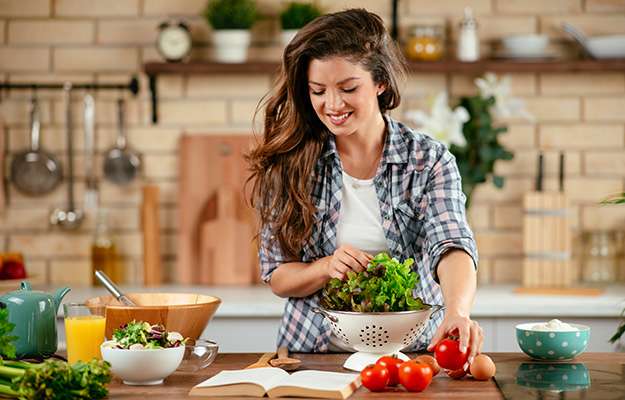 Beautiful-young-woman-is-preparing-vegetable-salad-ss-body | # Proven Weight Loss Accountability Tips